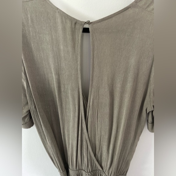 Jumpsuit - Picture 8 of 9